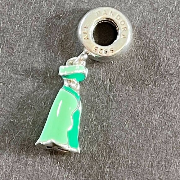 Disney Jasmine Dangling Charm Aladdin Princess Gown Dress Silver Jewelry - Picture 3 of 9